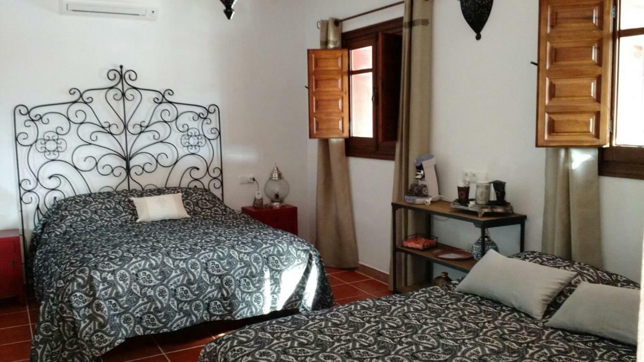 Boutique Bed & Breakfast Casa Utopia Alcaucín Zewnętrze zdjęcie